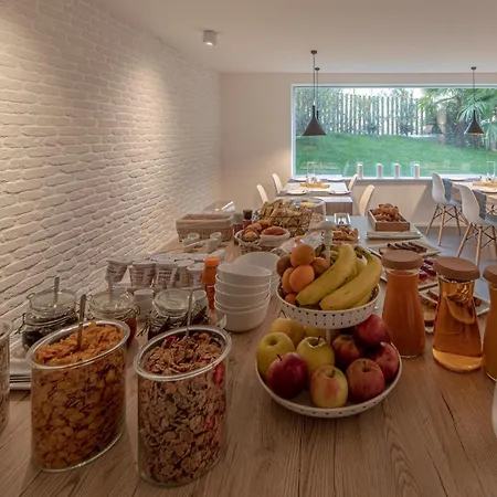 Le Palme & Breakfast לינה וארוחת בוקר 3*